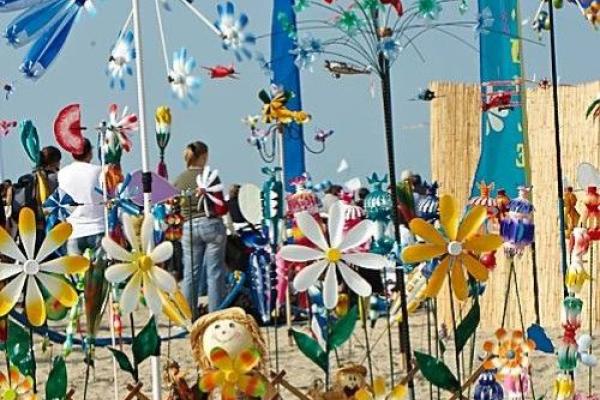 « Des kites survolent les quais »