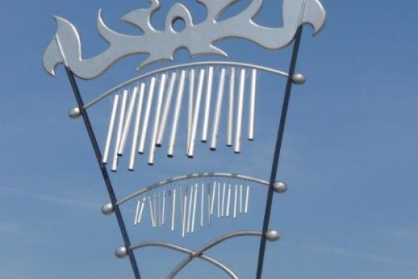« Des kites survolent les quais »
